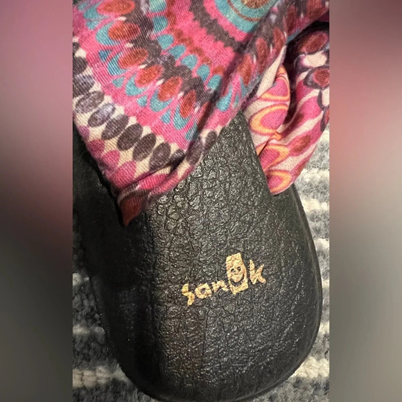 Sanuk Sling Sandals size 8 - Picture 6 of 10